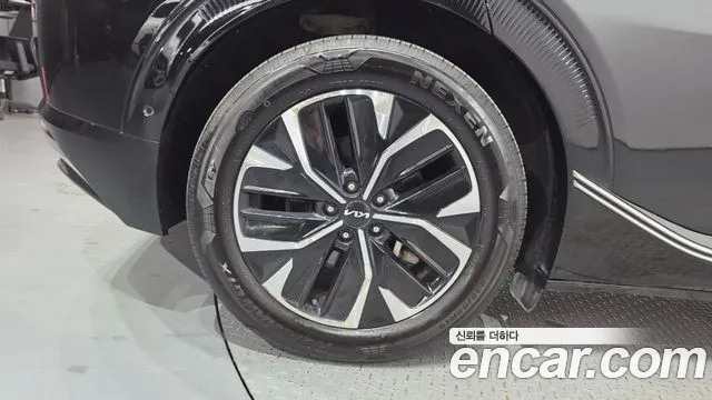 Kia EV6 — Фото автомобиля 5