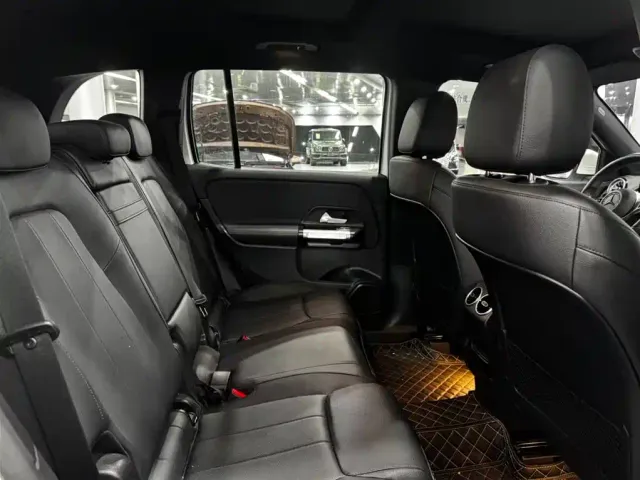 Mercedes-Benz GLB-Class — Фото автомобиля 14