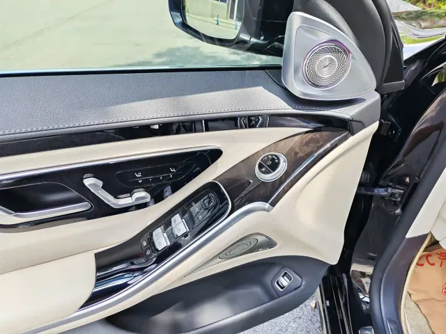 Mercedes-Benz S-Class — Фото автомобиля 9