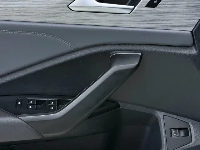 Volkswagen Sagitar — Фото автомобиля 11