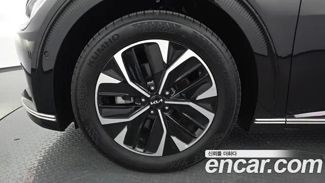 Kia EV6 — Фото автомобиля 5
