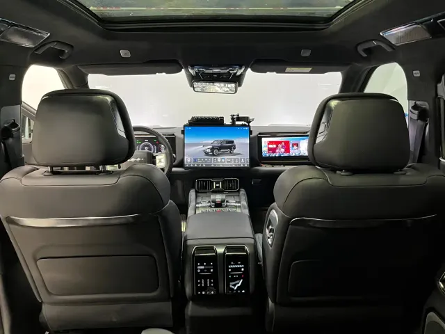 BYD FangChengBao Leopard 8 — Фото автомобиля 14