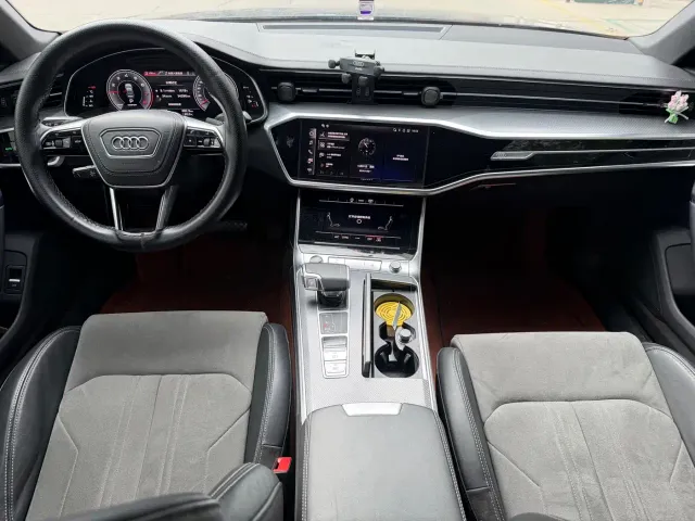Audi A6L — Фото автомобиля 5