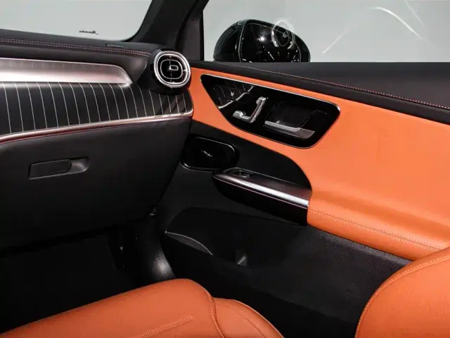 Mercedes-Benz GLC-Class — Фото автомобиля 24