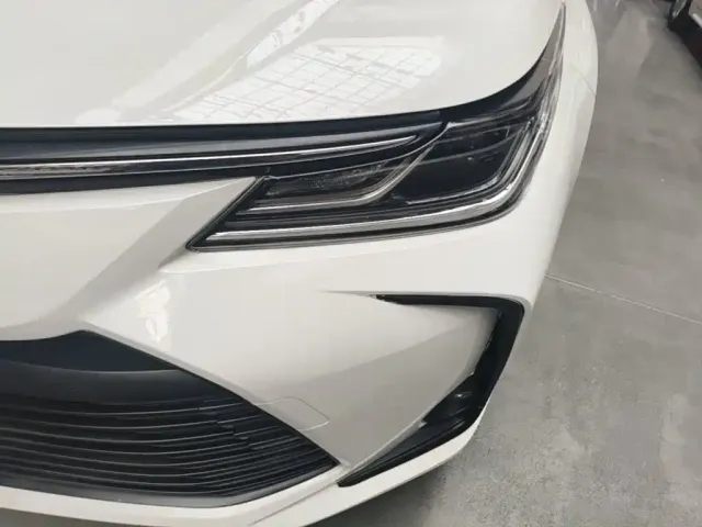 Toyota Corolla — Фото автомобиля 23