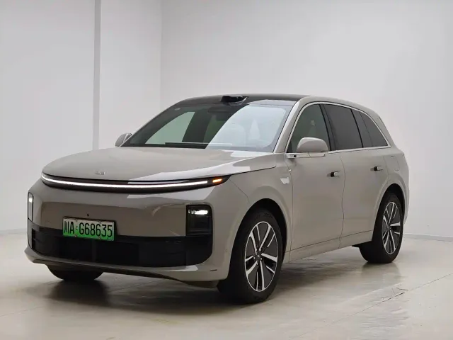 Фотография автомобиля — Li Auto L6