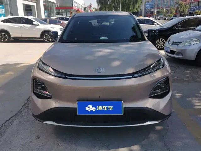 Changan Qiyuan Q05 — Фото автомобиля 2