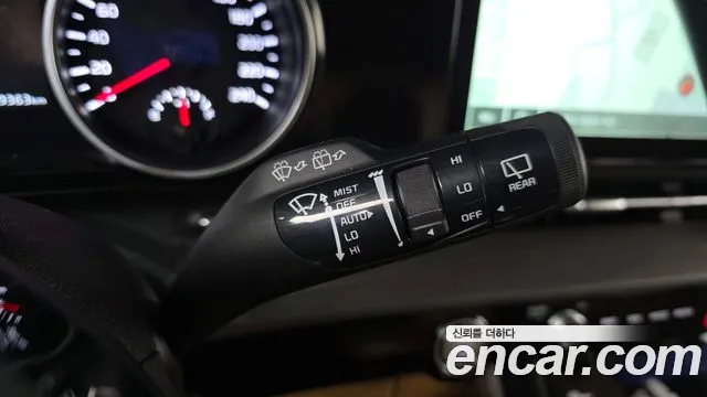 Kia Canival Carnival 4 поколение Бензин 9 мест Prestige — Фото автомобиля 20