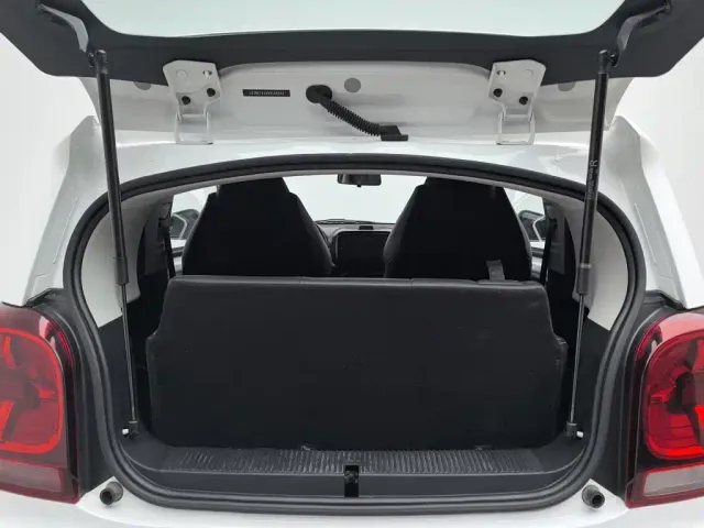 Roewe Clever — Фото автомобиля 16