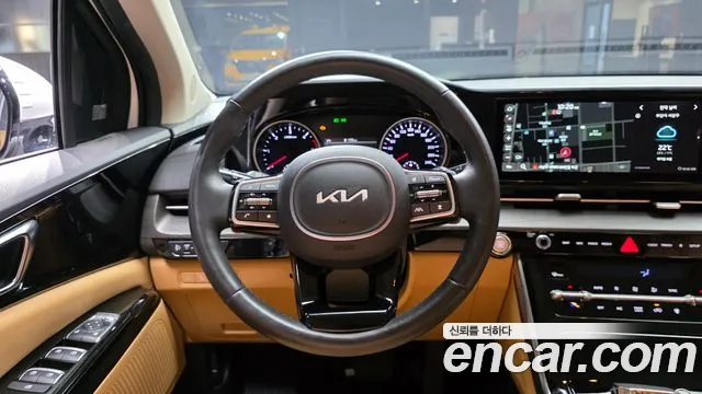 Kia Carnival Generation 4 — Фото автомобиля 20