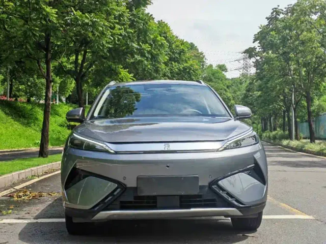 BYD Yuan PLUS — Фото автомобиля 2