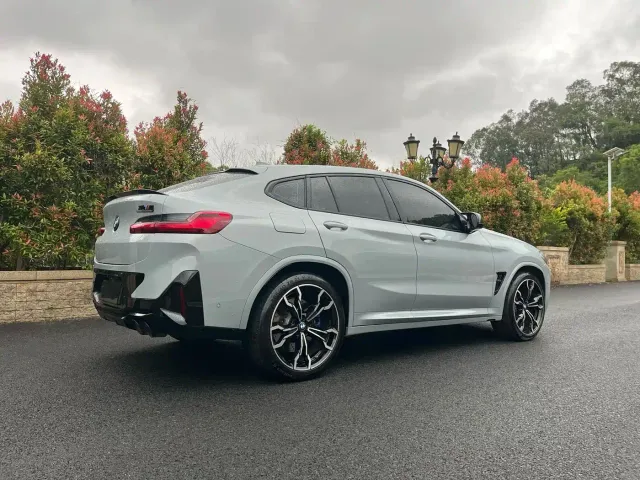 BMW X4 M — Фото автомобиля 5