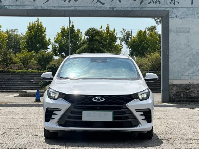 Chery Arrizo 5 PLUS 2021 Little AI 1.5T CVT Smart PLUS — Фото автомобиля 2