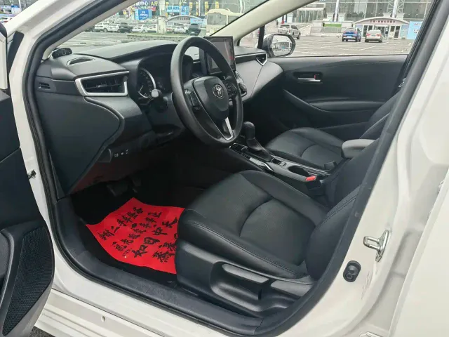 Toyota Corolla — Фото автомобиля 9