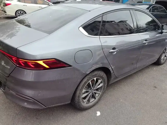 BYD Qin PLUS — Фото автомобиля 6
