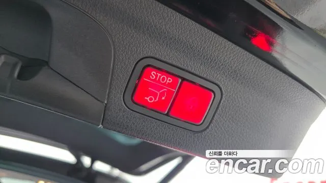 Mercedes-Benz GLE-Class — Фото автомобиля 17