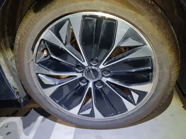 BYD Seal — Фото автомобиля 8