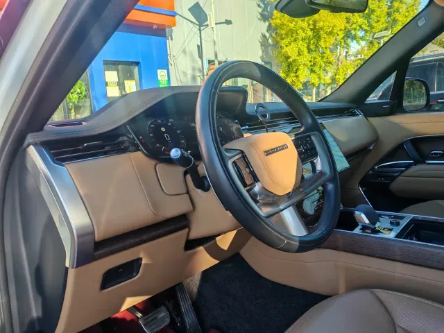 Land Rover Range Rover — Фото автомобиля 4