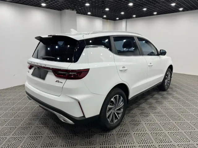 Geely Vision X6 — Фото автомобиля 7