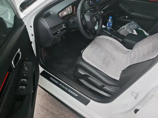 Honda Civic — Фото автомобиля 9