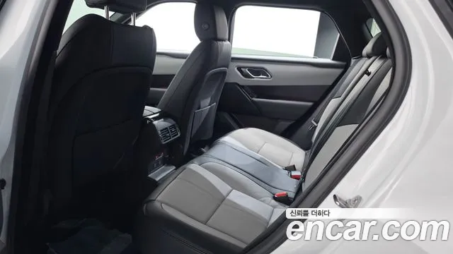 Land Rover Range Rover Velar — Фото автомобиля 29