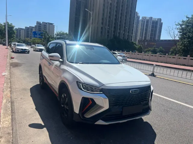 Geely Boyue — Фото автомобиля 3