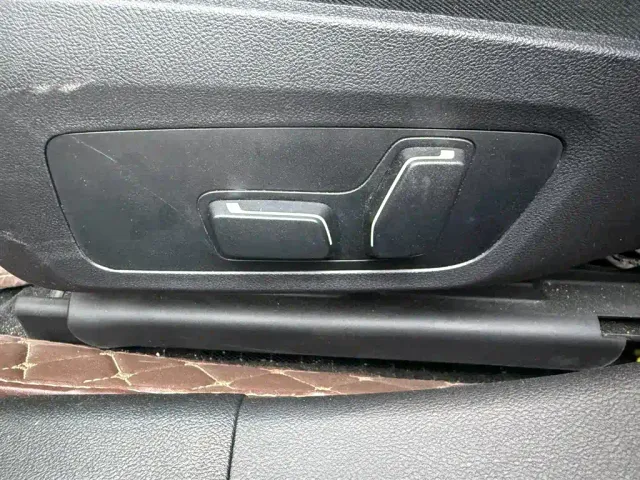 BMW 3 Series — Фото автомобиля 10