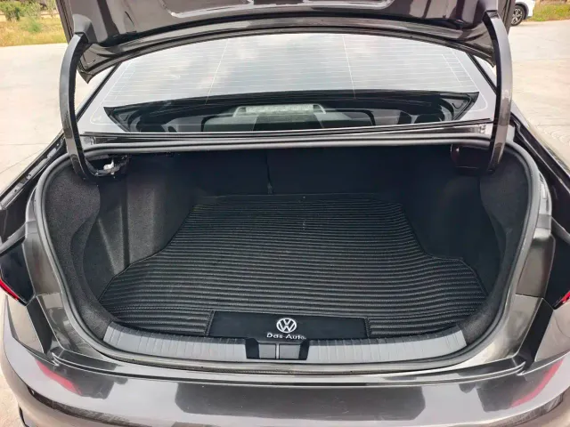 Volkswagen Sagitar — Фото автомобиля 10