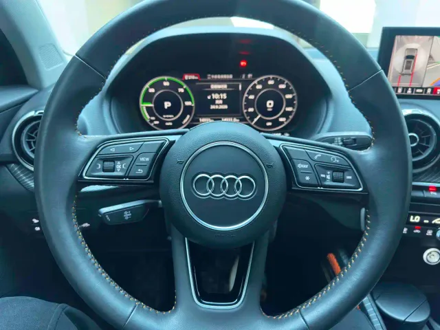 Audi Audi Q2L e-tron 2022 Q2L e-tron Pure Electric Intelligent — Фото автомобиля 16
