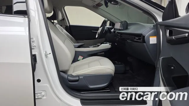Kia EV6 — Фото автомобиля 15
