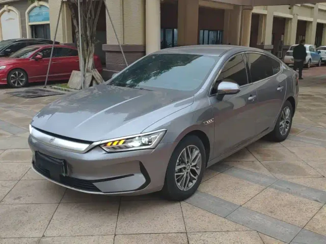 Фотография автомобиля — BYD Qin PLUS