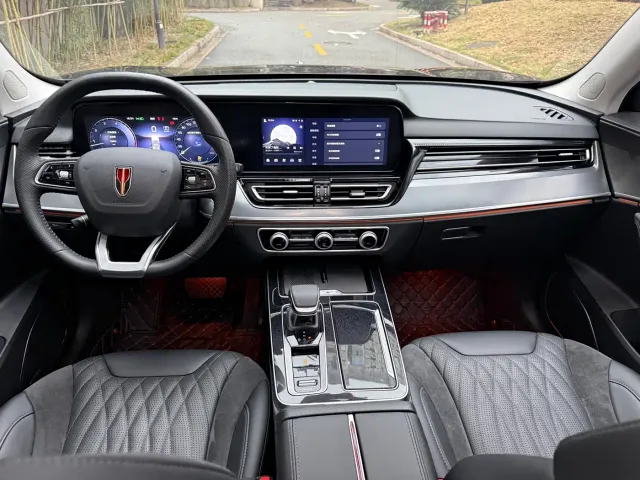 Hongqi HS5 — Фото автомобиля 5