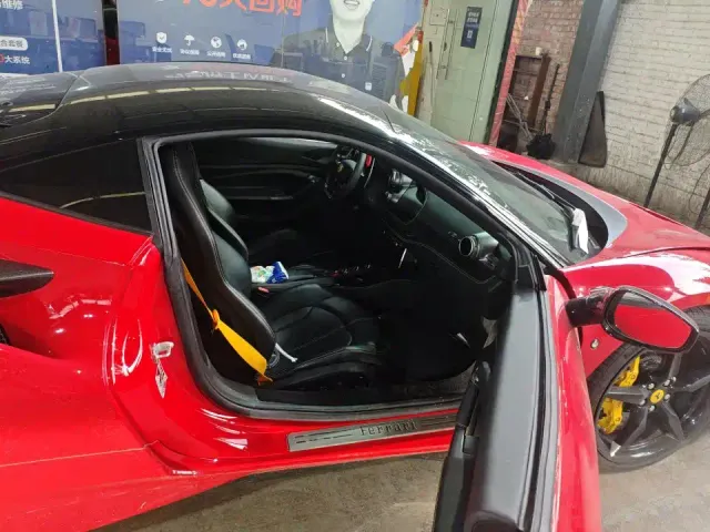 Ferrari F8 — Фото автомобиля 17