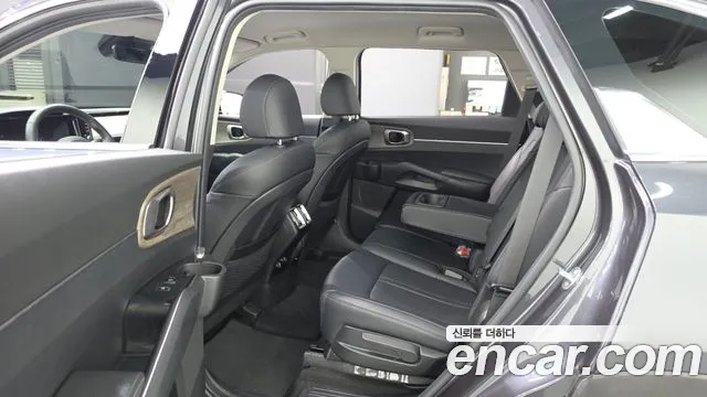 Kia Sorento Sorento 4-е поколение Дизель 2.2 4WD — Фото автомобиля 10