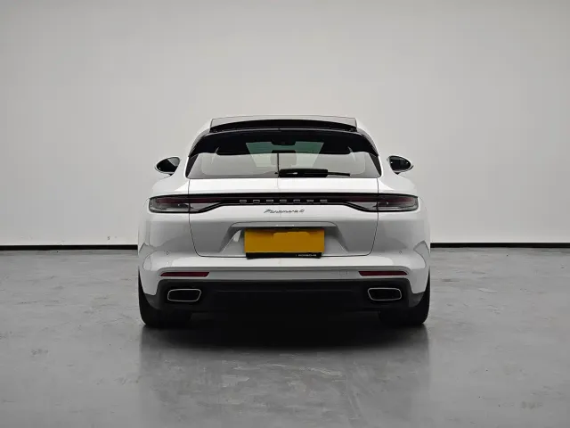 Porsche Panamera — Фото автомобиля 3