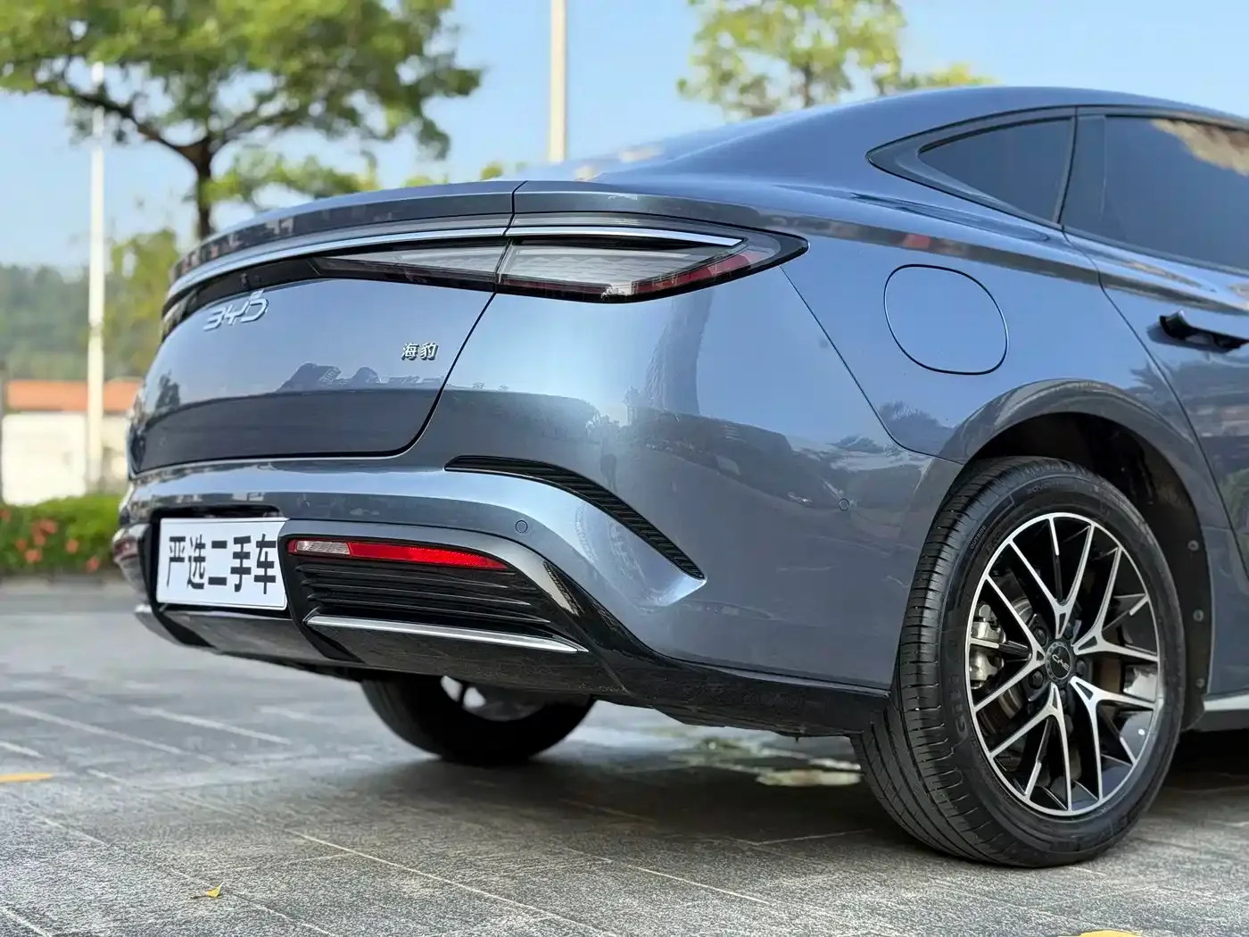 BYD Seal 2024 Glory Edition DM-i 1.5T 121km Flagship — Фото автомобиля 21