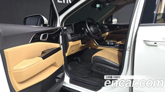 Kia Carnival — Фото автомобиля 15