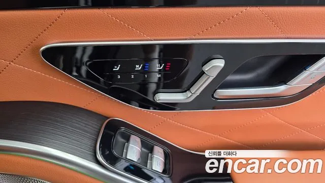 Mercedes-Benz S-Class — Фото автомобиля 18