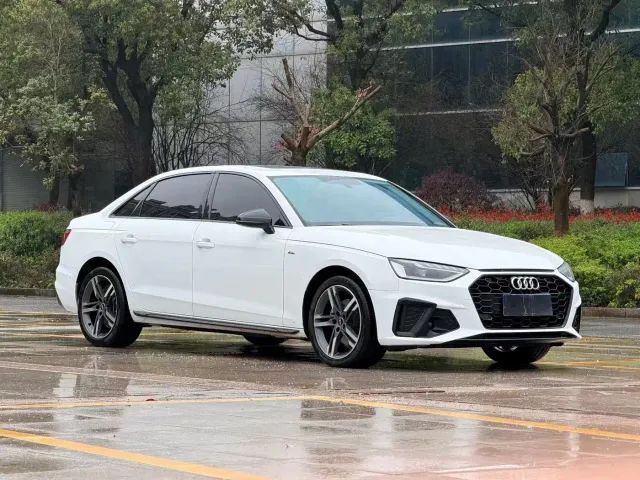 Audi A4L — Фото автомобиля 3