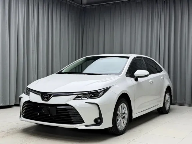 Фотография автомобиля — Toyota Corolla