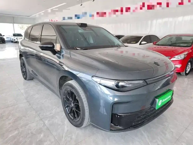 Leapmotor C10 — Фото автомобиля 3