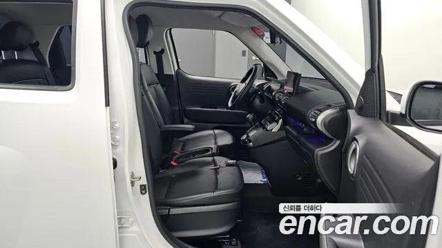 Hyundai Casper Casper Inspiration — Фото автомобиля 12