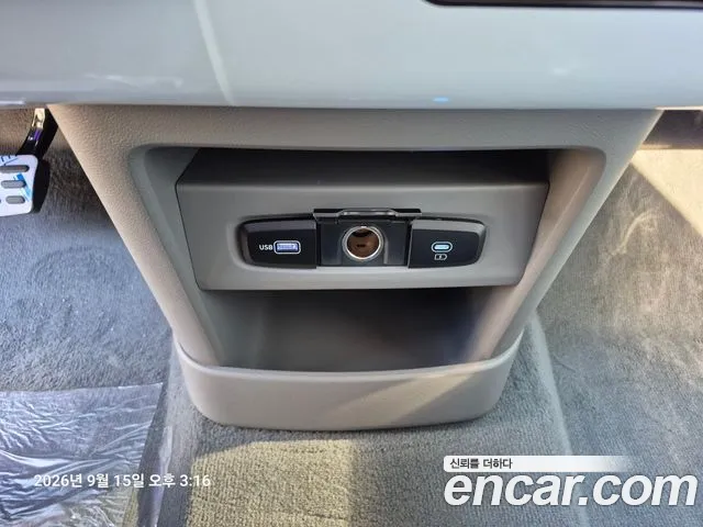 Hyundai Staria — Фото автомобиля 13
