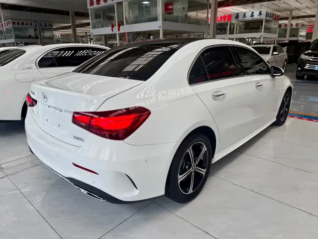 Mercedes-Benz A-Class — Фото автомобиля 4