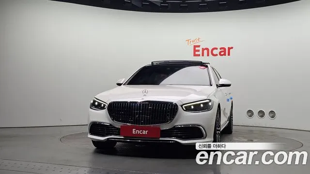 Mercedes-Benz S-Class — Фото автомобиля 3