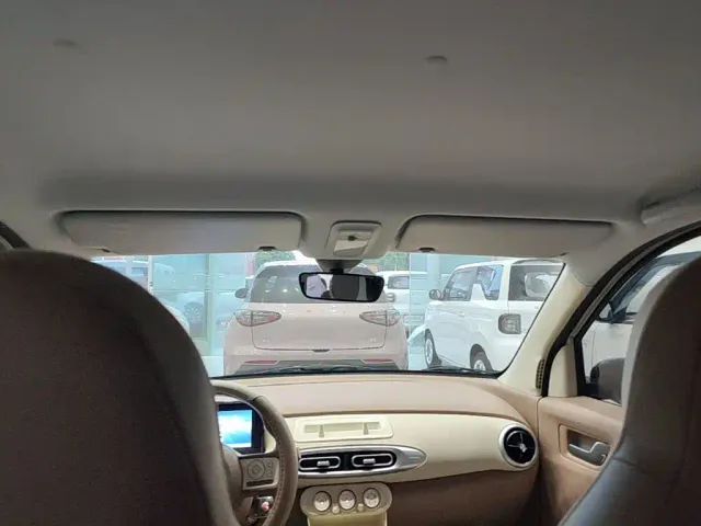 Wuling Hongguang Mini EV — Фото автомобиля 17