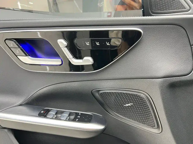 Mercedes-Benz C-Class — Фото автомобиля 15