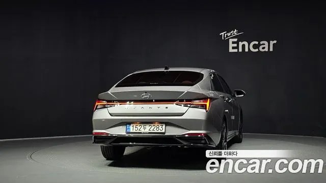 Hyundai Avante CN7 — Фото автомобиля 4