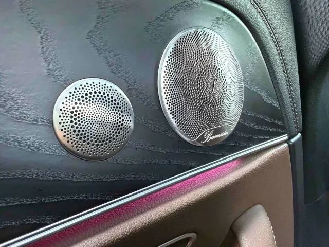 Mercedes-Benz E-Class — Фото автомобиля 10