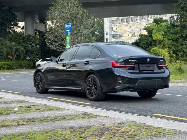 BMW 3 Series — Фото автомобиля 4